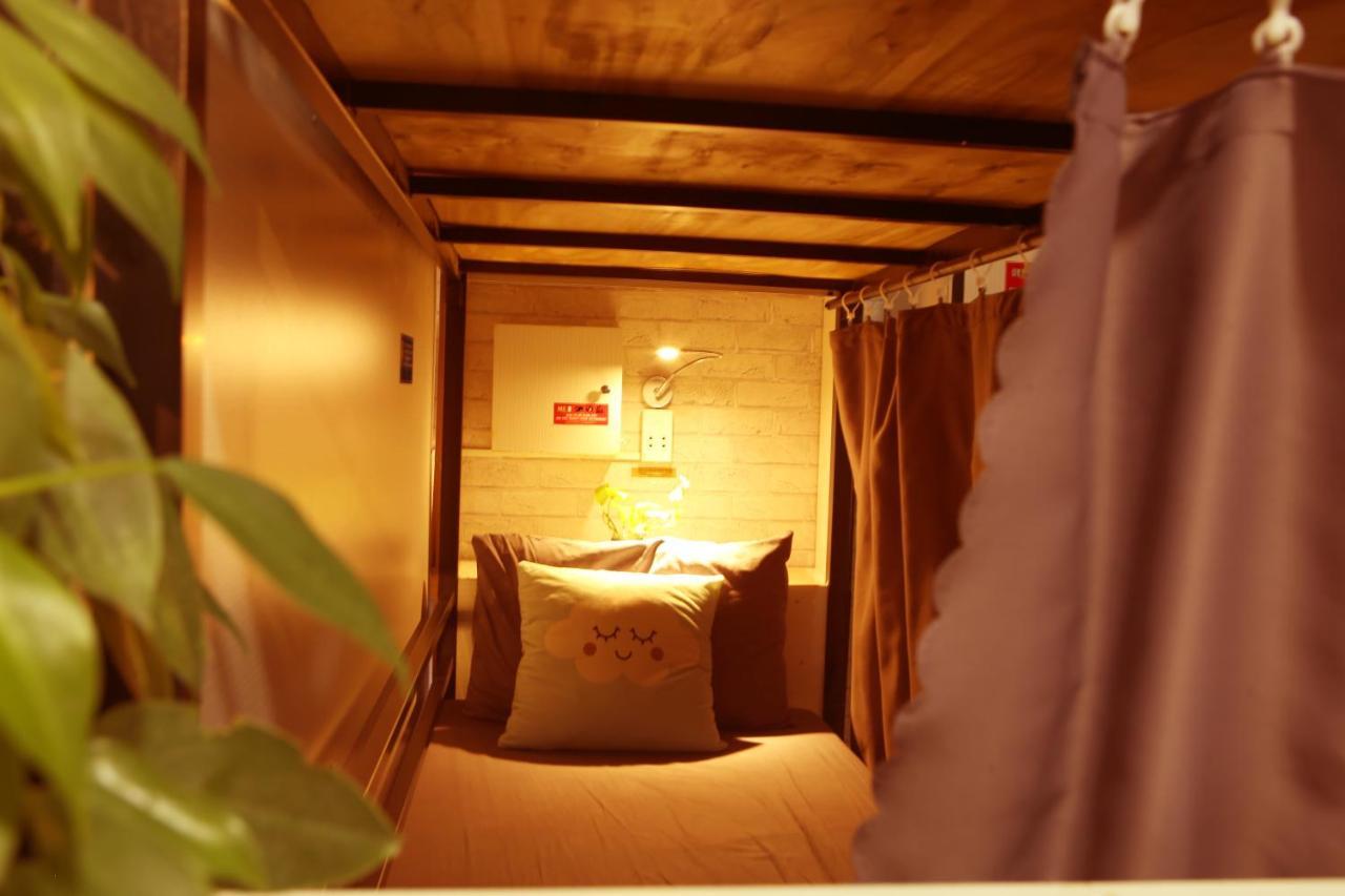 S Phuot Airport Hostel Cidade de Ho Chi Minh Exterior foto